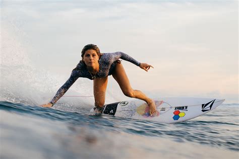 life as a pro surfer is even better than you thought camille styles