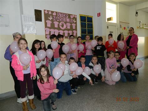 Dan Ružičastih Majica Ju Treća Osnovna škola Ilidža