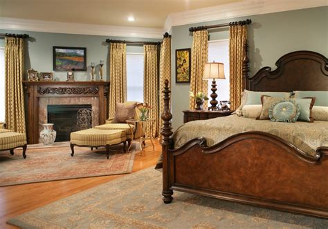 17 Traditional Bedroom Designs Decorating Ideas Design Trends