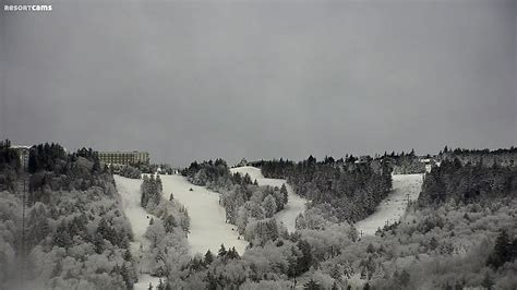 Its Snowing At The Ski Resorts This Morning Check The Live Webcams At