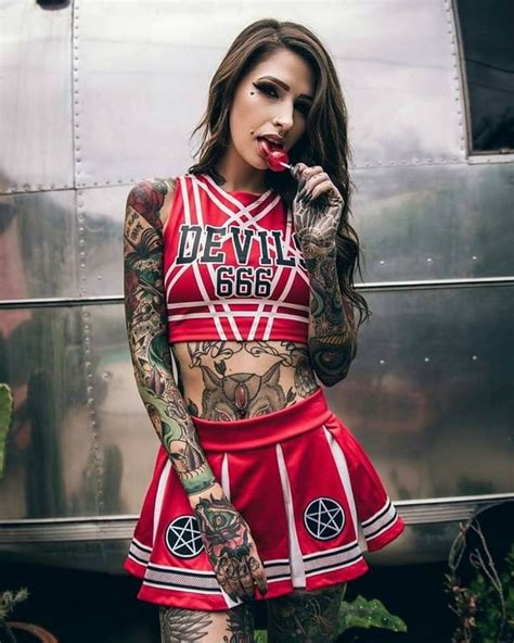 Pin By Robert Nagle On Beautiful Females With Tattoos Inked Girls Girl Women