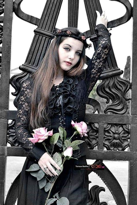pin by † † brian † † on † goth punk emo † goth girls gothic fashion goth