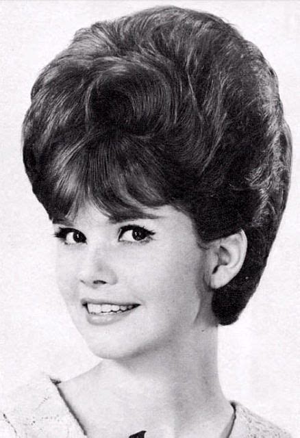 25 models 1960s bouffant hairstyles oletheaveera