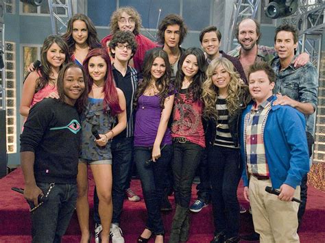 Iparty With Victorious Victoriousseason1 Wiki Fandom Powered By Wikia