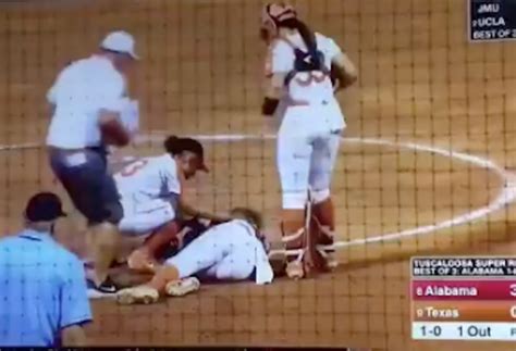 Miranda Elish The Pitcher Of Texas Sent To Hospital After A Ball Throw