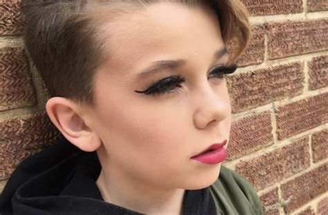 This Adorable 10 Year Old Boys Makeup Tutorials Are Going Viral