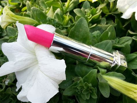 Maybelline Pink Alert Lipstick Pow 2 Review Swatches And Fotd