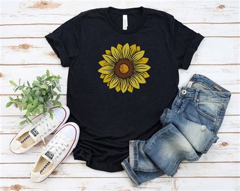 Sunflower Shirt For Women Sunflower Graphic Tee Women S Etsy