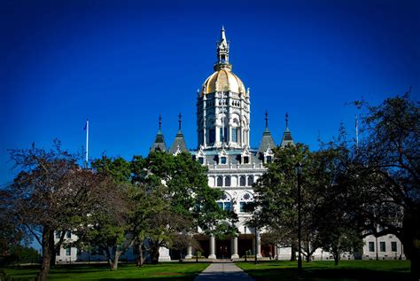 Full View of the Connecticut State Capital in Hartford image - Free ...