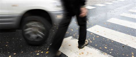 Safety Tips For Pedestrians Rules For Walking Accident Prevention