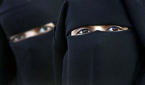 Norway Proposes Ban On Full Face Veils In Schools
