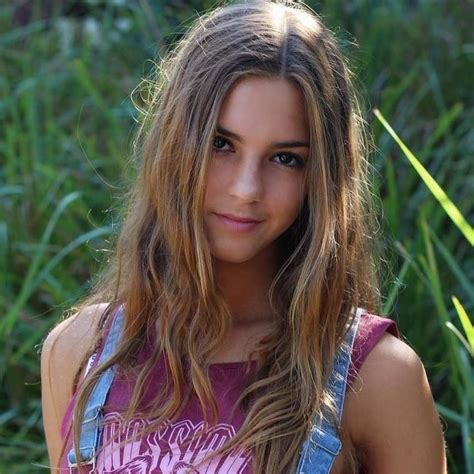 Emily Feld Photos Emily Style Beauty Hot Sex Picture