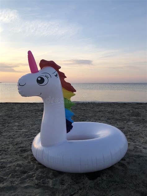 Inflatable Circle Unicorn Rest On The Sea Unicorn Swim On The Beach