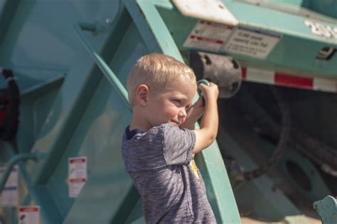 Meet Homewood Disposal Service Team Waste And Recycling Workers Week
