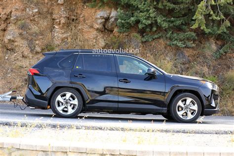 Toyota Rav4 Plug In Hybrid Spied Testing For The First Time Autoevolution