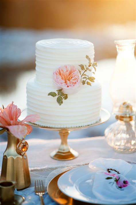 30 Wow Wedding Cakes For 2015 Weddingsonline
