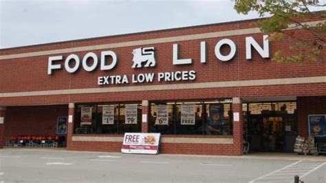 Food lion employees attributed a compensation and benefits rating of 2.7/5 stars to their company. Food Lion Office Photos | Glassdoor