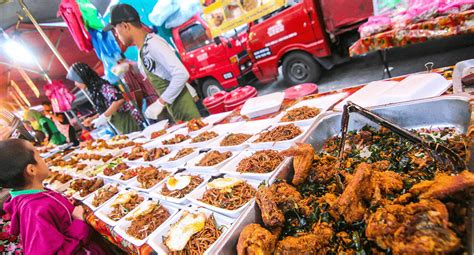 Eng subs apa pyan beli di bazar ramadan usj 4 subang jaya. 5 Top Spots of Bazaar Ramadhan in Kuala Lumpur | Airpaz Blog
