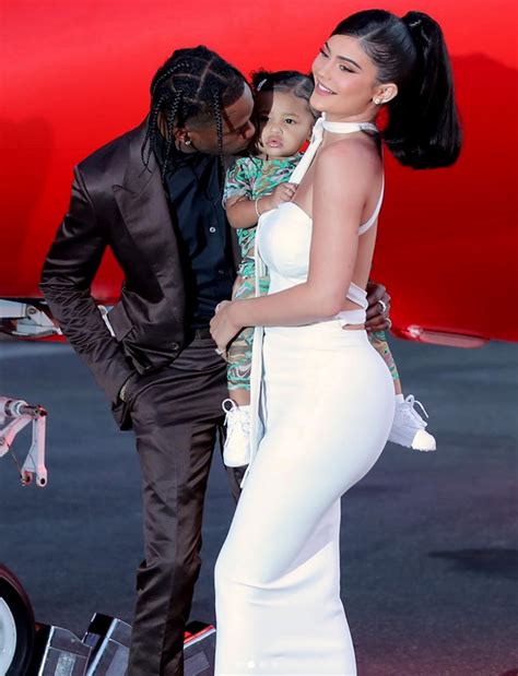 Kylie Jenners Daughter Stormi Makes Her Red Carpet Debut Photos