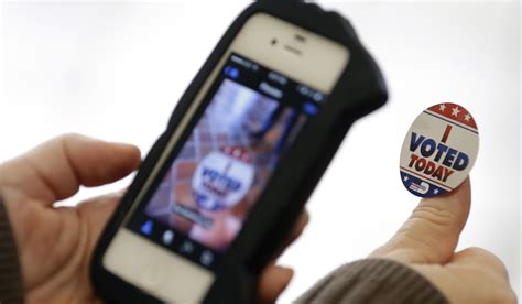 voter beware poll booth selfies illegal in new hampshire and the aclu has noticed