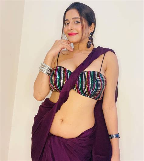10 Indian Tv Actresses In Navel Baring Low Waist Sarees Flaunting Their