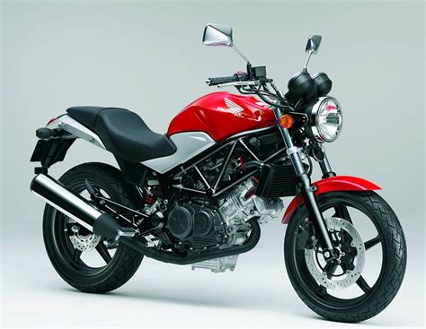 View hero honda bikes, prices and hero honda bikes specifications along with mileage. Hero Honda bikes in India has been in business from last ...