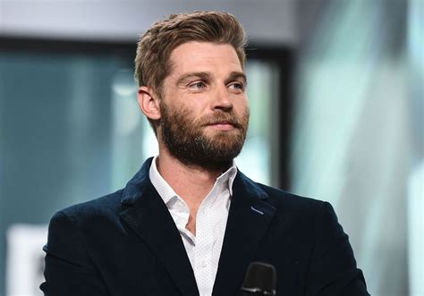 who is sex life star mike vogel