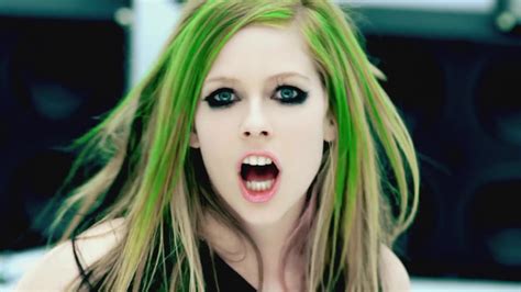 Smile Music Video Avril Lavigne Photo 38793030 Fanpop