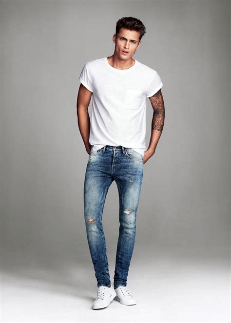 10 best jeans and t shirt combination ideas for cool men mens outfits white jeans men denim