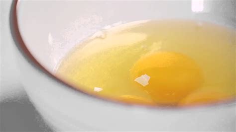 How To Crack An Egg Cleanly Real Simple Youtube