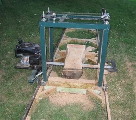 Chainsaw mills, also called alaskan sawmills, are designed for just this purpose. SawMill Chainsaw mill - Homemade | Chainsaw mill, Chainsaw mill plans, Homemade bandsaw mill