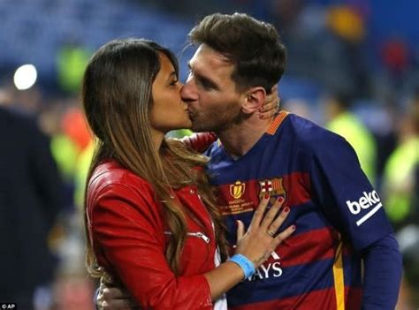 Lionel Messi Kisses His Partner After Barcelona Win The Copa Del Rey