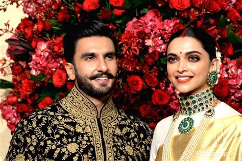 Wedding Reception Deepika Ranveer Deepika Padukone Style Deepika Ranveer Bollywood Wedding