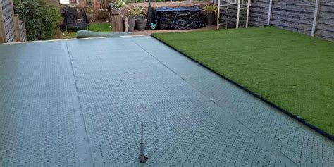 Installing artificial grass on top of natural grass. How To Install Artificial Grass On Dirt | MyCoffeepot.Org