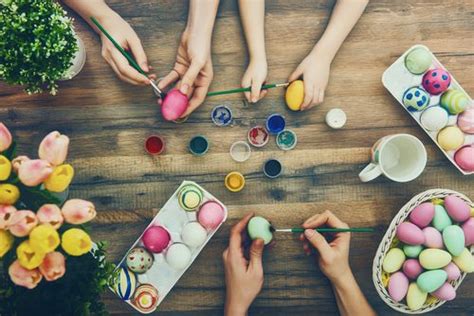 Creativity Burst Dyeing Easter Eggs Lisa Kothari Counseling
