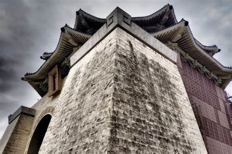 Cks memorial hall is close enough to taipei. Chiang Kai-shek Memorial Hall - Taipei's Iconic Monument