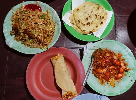 Colombo Sri Lanka Street Food At Nanas Toyna Galle Face Green