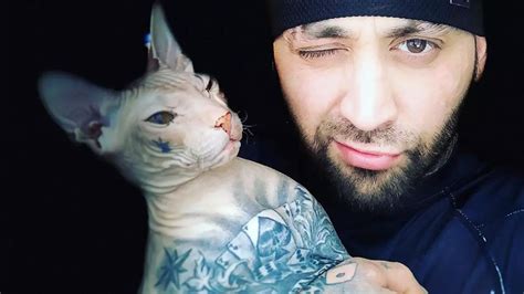 Heavily Tattooed Cat Jumps Out Of Owners Car Window And Escapes