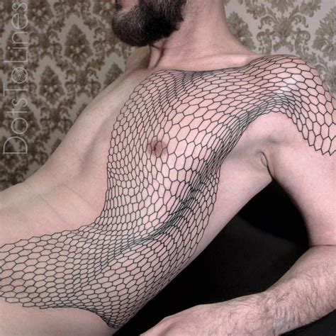 Hexagon Patterned Geometric Shape On The Left Side Tatuajes