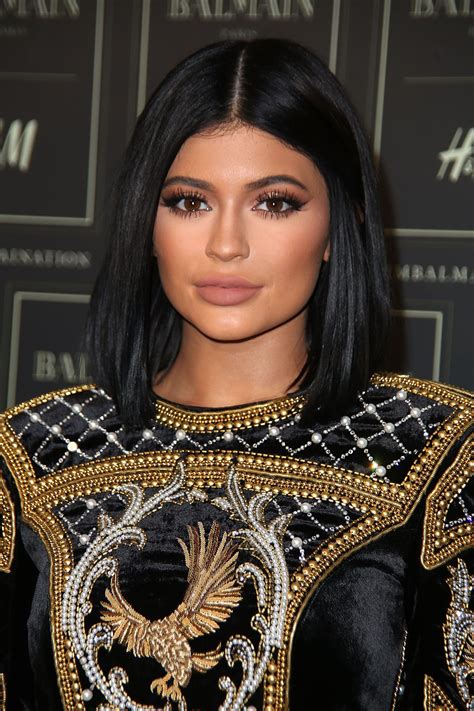 Kylie Jenners Beauty Transformation Through The Years Harpersbazaar