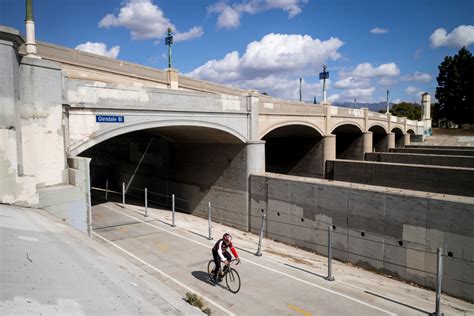The Glendale-Hyperion bridge is going to get a major makeover - Daily News