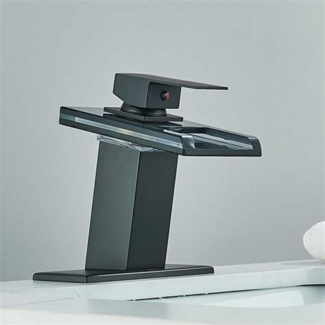 Augusts Single Hole Single Handle Bathroom Faucet With Drain Assembly