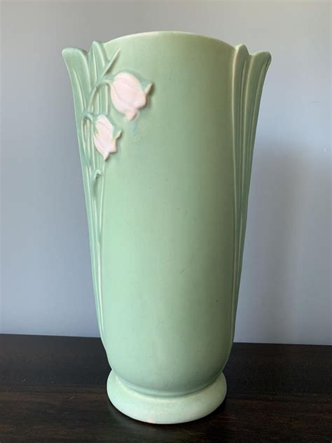 Vintage Weller Art Pottery Vase Bouquet B Lily Of The Etsy