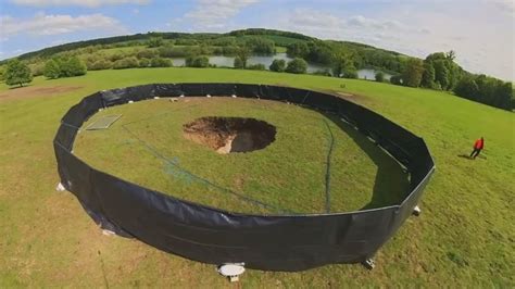 Big Sinkhole Appears Above HS Tunnels In Buckinghamshire YouTube