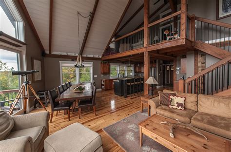 We just can't get any more direct than having vertical posts that hold up horizontal beams, all made of wood. Post & Beam Home Styles | Yankee barn homes, Barn house ...