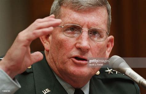 Iraq Gen Peter J Schoomaker Us Army Chief Of Staff Testifies