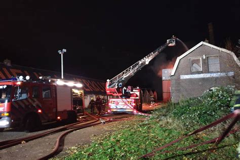 Grote Brand In Bedrijfspand Rijndijk In Hazerswoude Rijndijk