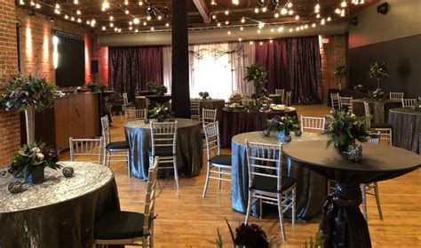 Des moines florists since 1923, boesen the florist has an wide array of flowers, plants and gifts to suit any occasion. Noce - Des Moines Wedding Venues