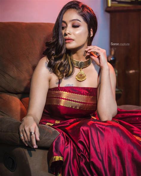bigg boss 3 tamil abhirami venkatachalam sizzles in a red sexy outfit trends on social media