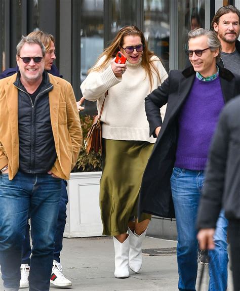 Brooke Shields Out With Her Husband In New York 11072021 Celebmafia